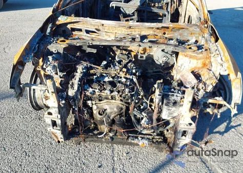 2015 Nissan Pathfinder Platinum z USA, uszkodzony, nr VIN 5N1AR2MN4FC652084